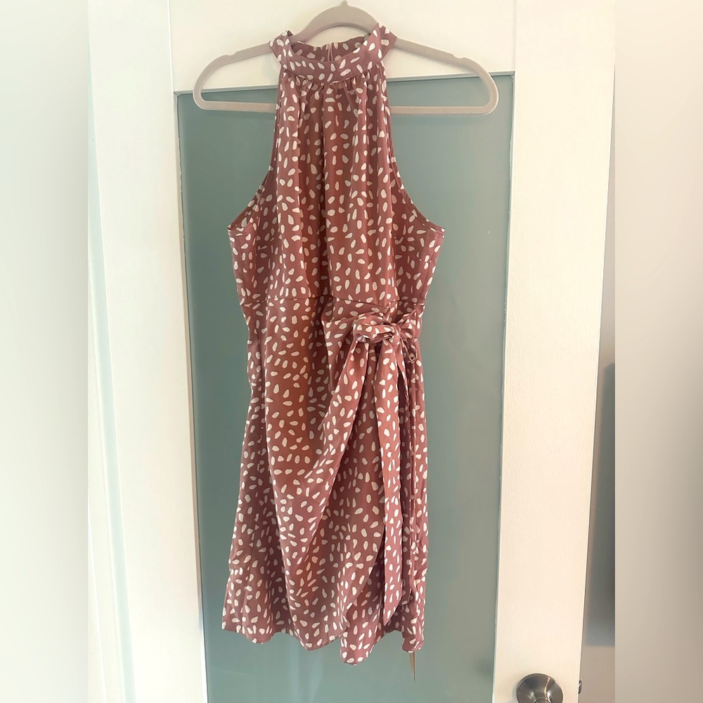 Size 6, polka dot dress.